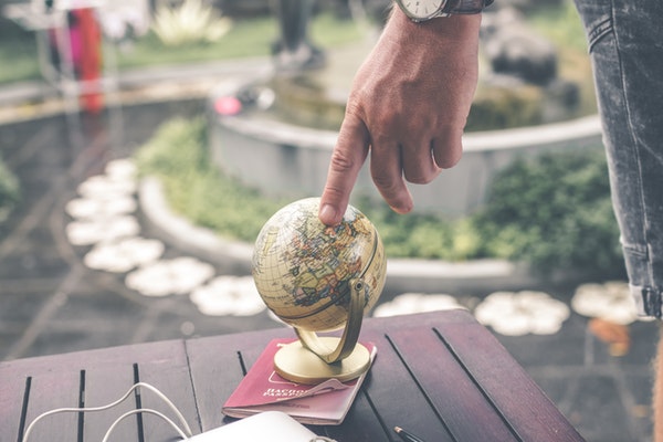 Student-around-globe-image